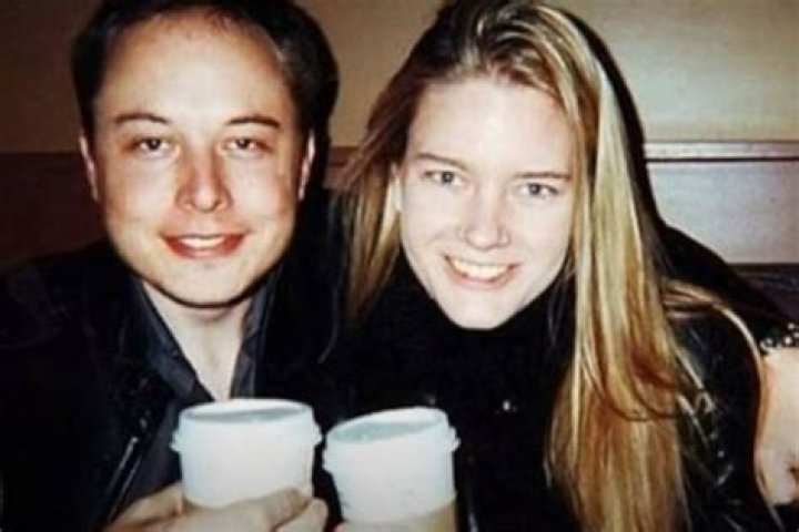 
Justine Musk Net Worth – Did Elon Musk’s Ex-Wife Receive Any Money In Child Support?
