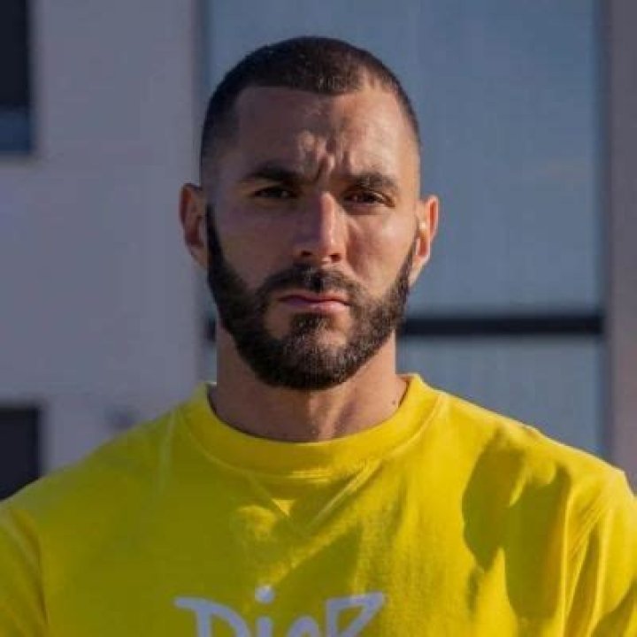 Karim Benzema Wiki, Biographie, Age, Horoscope, Mariage, Contact & Informations