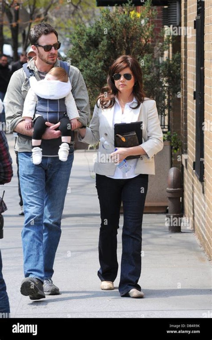 
Meet Harper Renn Smith – Photos Of Tiffani Thiessen’s Daughter With Husband Brady Smith
